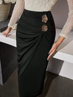 Womens Pleated Skirt With Rose Metal Buckle Detailing