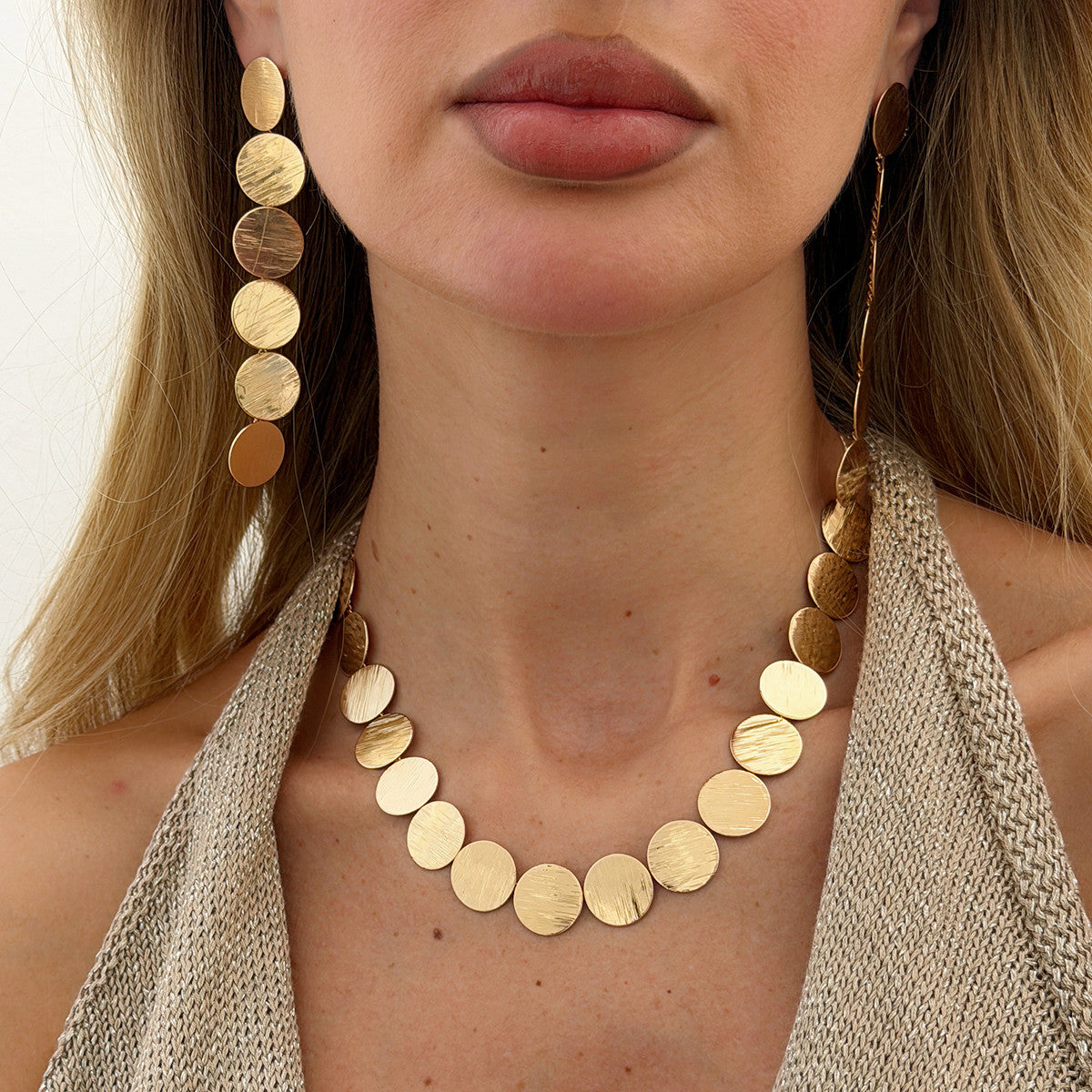 Wearsmartii Round Metal Patchwork Necklace For Commuting