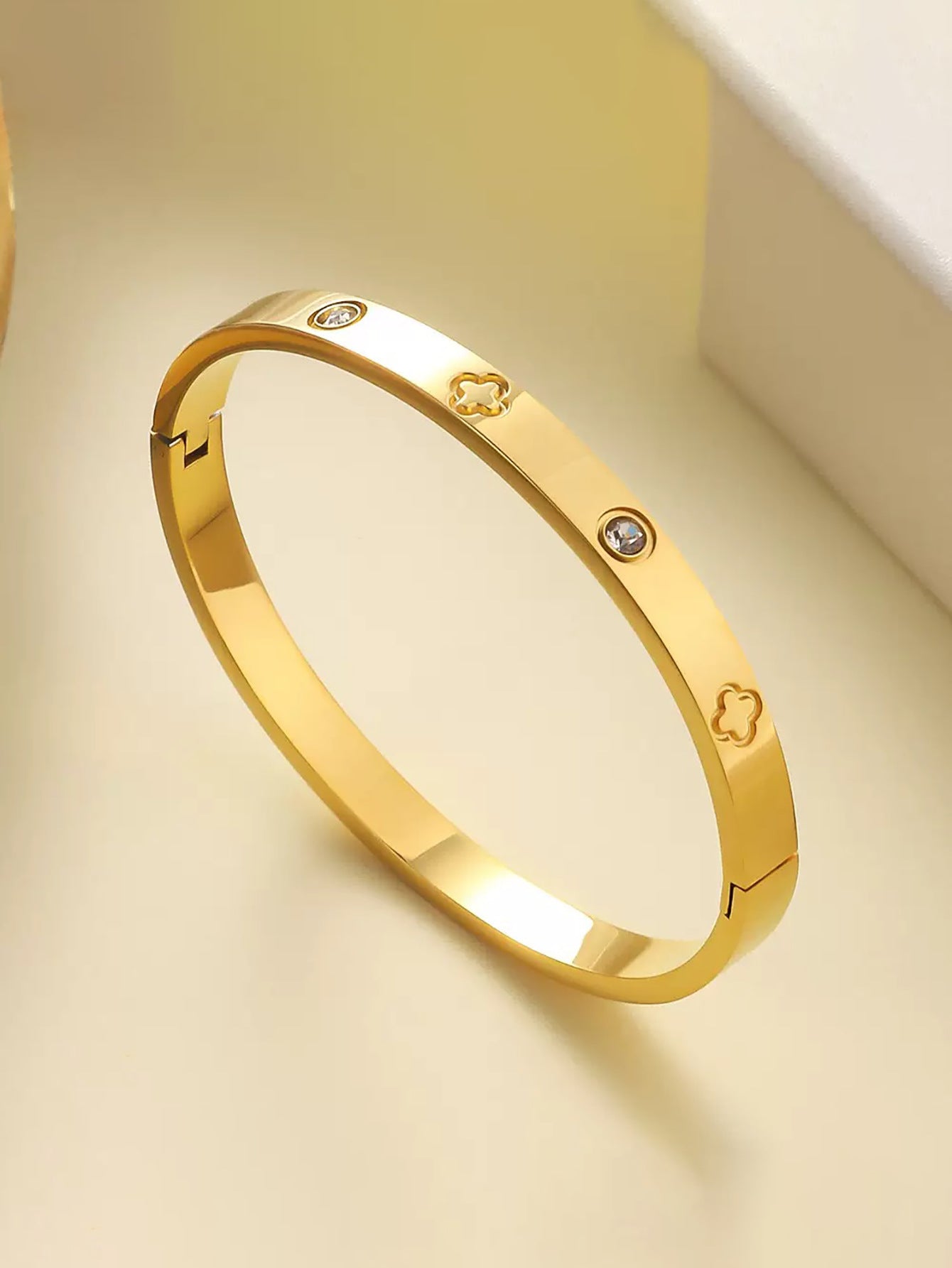 Wearsmartii Affordable Luxury Titanium Steel Bracelet