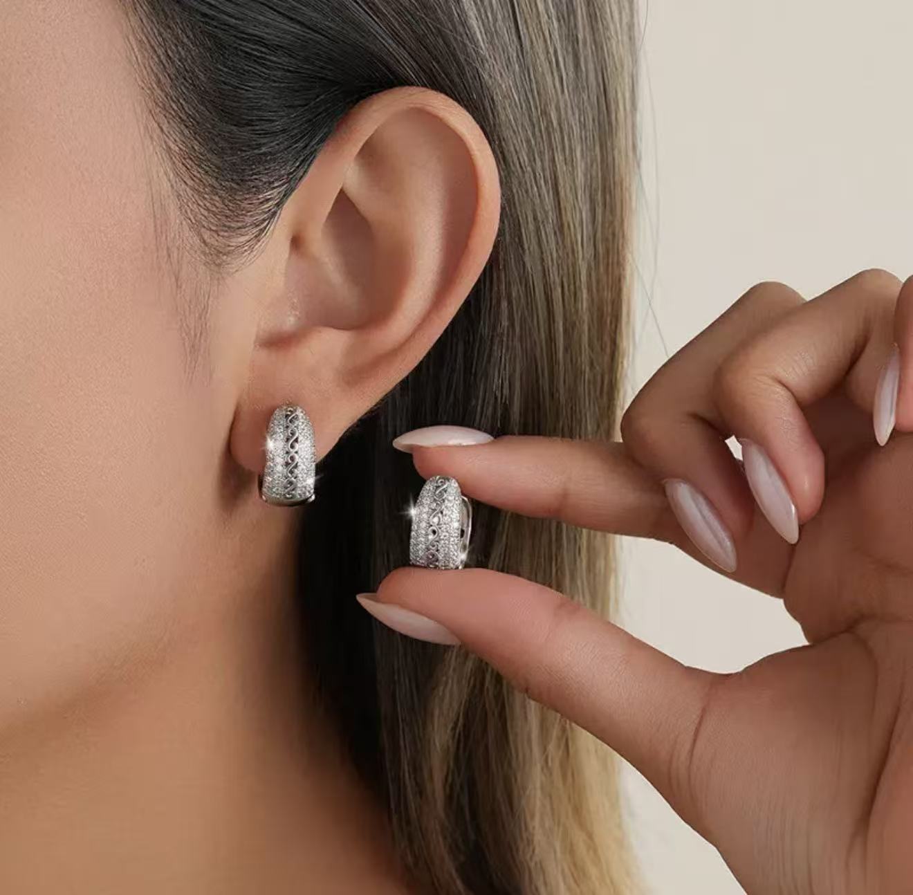 High-Quality Zircon / Sparkling Ear Clips / Luxury Non-Pierced Jewelry